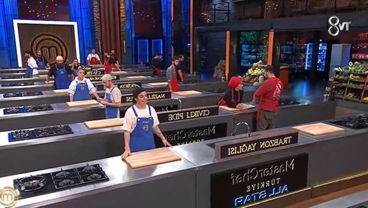 MasterChef Bu Akşam (10 Ekim) Kazanan Kim, Dokunulmazlığı Alan Takım Mavi mi Kırmızı mı?