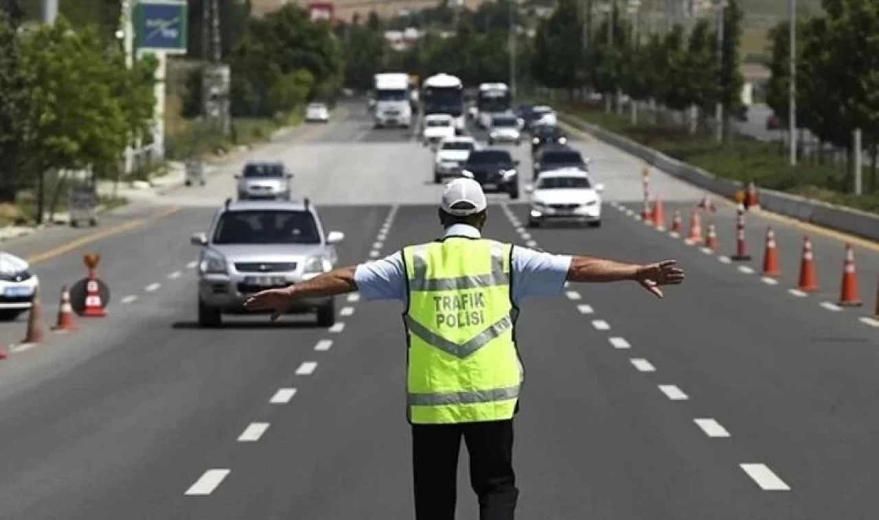 Trafiğe Çıkacaklar Dikkat: Yarın Ankara'da Bu Yollar Kapalı!