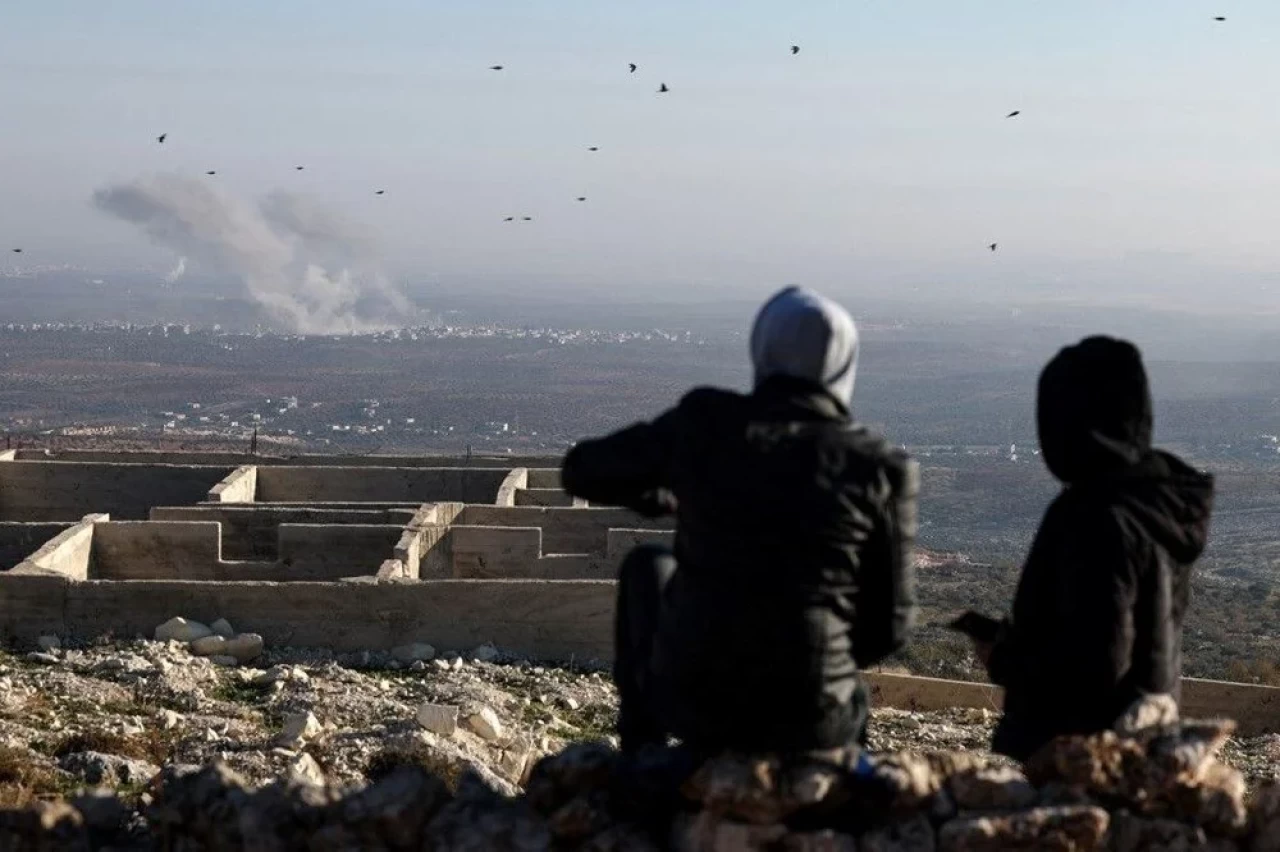 Suriye'de Cihatçılar Halep'e Girdi! Esad'ın Ülkeden Kaçtığı İddia Edildi