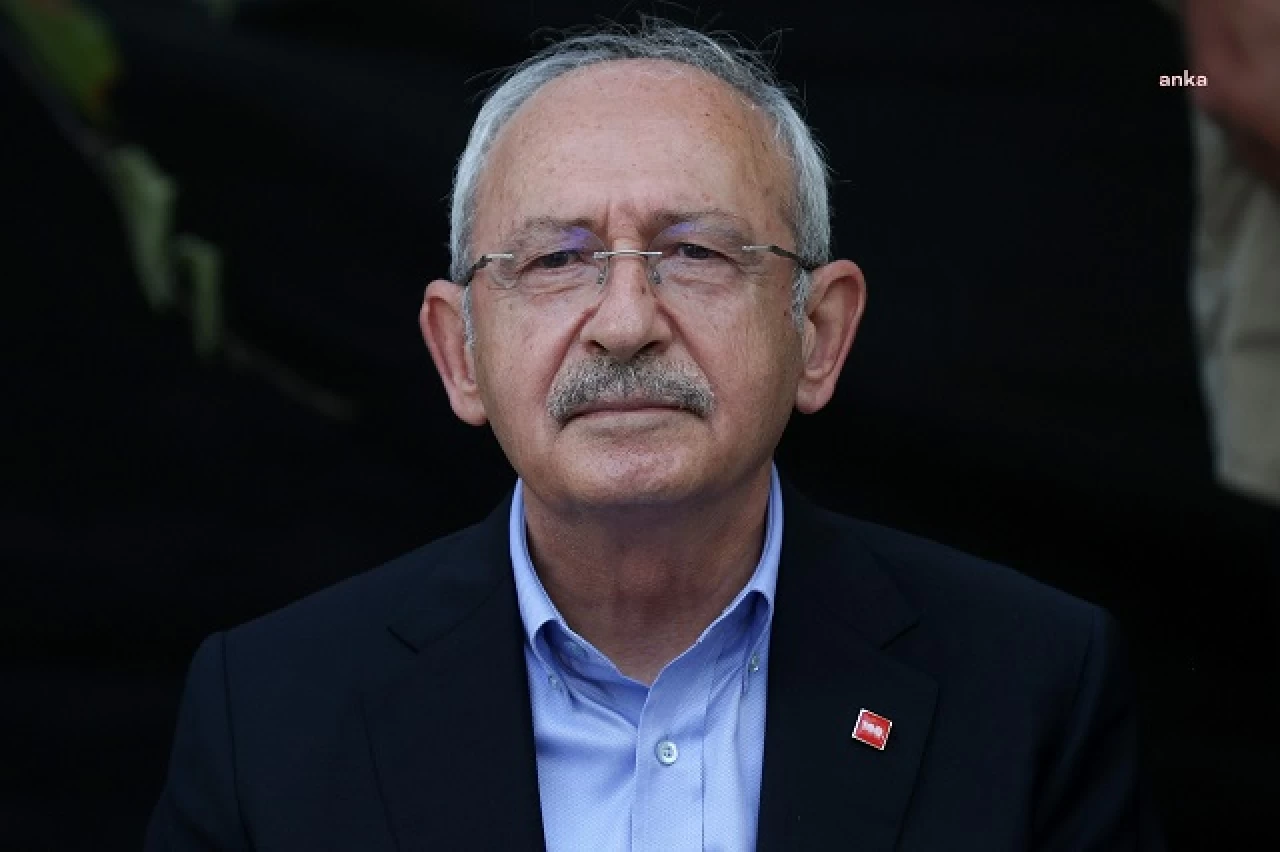 Kemal Kılıçdaroğlu Bugün Hakim Karşısına Çıkıyor: CHP'liler Ankara'da Destek için Toplandı