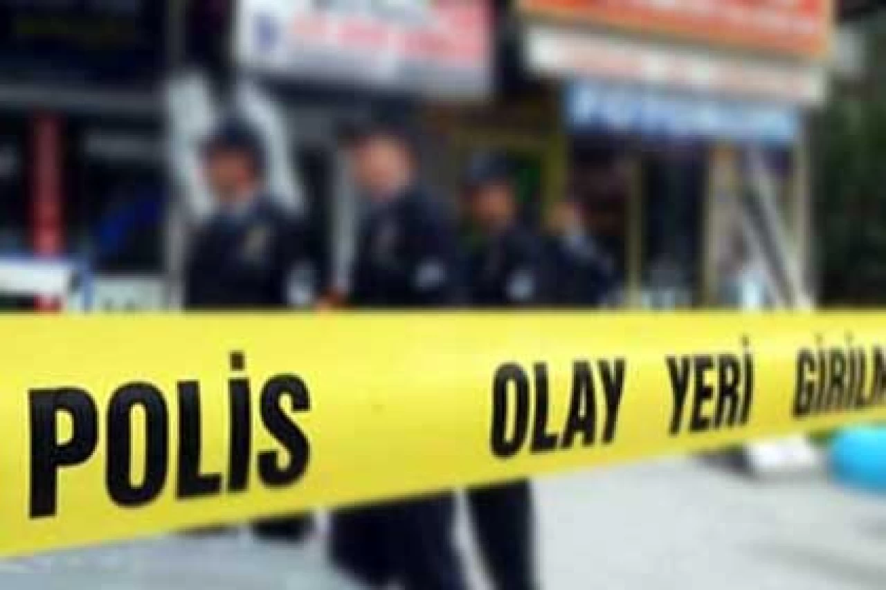 İmam Nikahlı Karısını Başka Biriyle Yakaladı: Karısının Yasak Aşkı Kaçarken Balkondan Düşerek Öldü