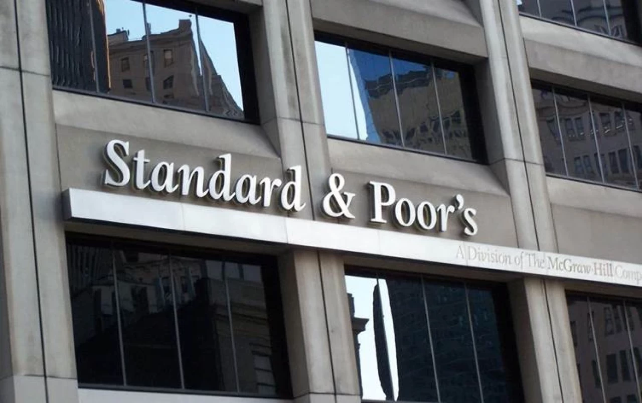 S&P Türkiye'nin Kredi Notunu BB-'ye Yükseltti