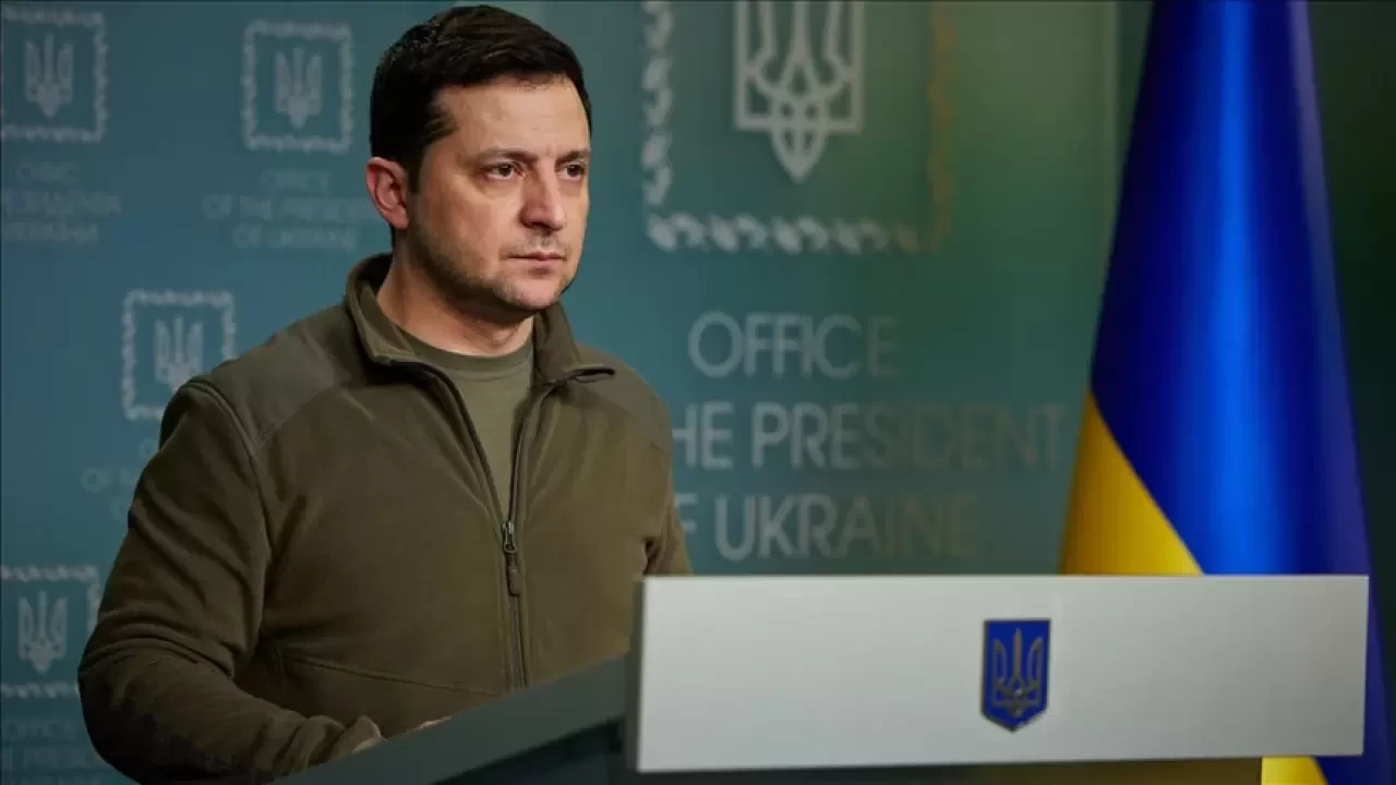 Zelenskiy: "Rusya, Kursk Bölgesinde 50 Bin Askerle Bekliyor" – Batı'ya Füze Çağrısı