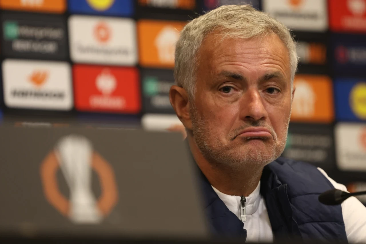 Fenerbahçe'ye Kötü Haber: Jose Mourinho Newcastle United'ı İstiyor!