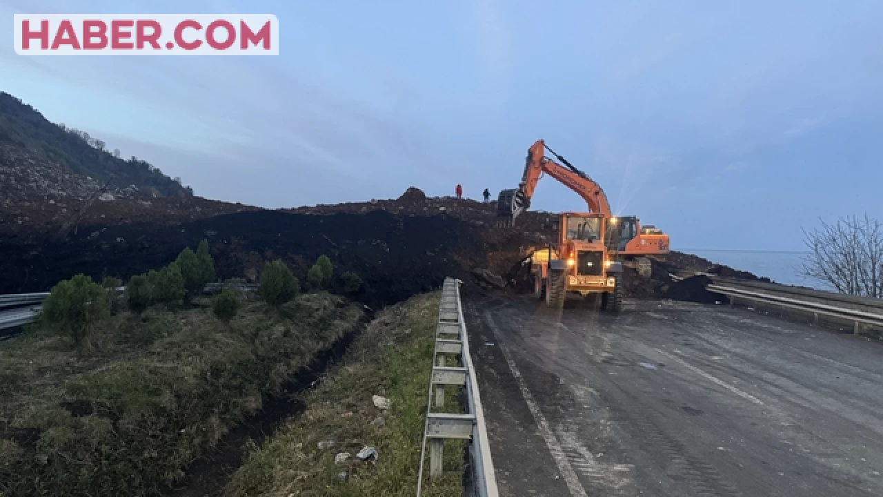 Artvin'de Heyelan: Karadeniz Sahil Yolu Ulaşıma Kapandı