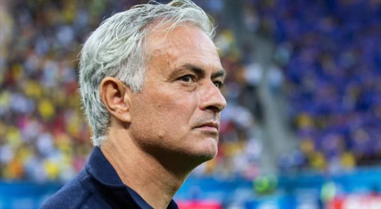 Yapay Zekadan Jose Mourinho'ya Uyarı: Psikolojik Baskı ve Uyum Sorunları