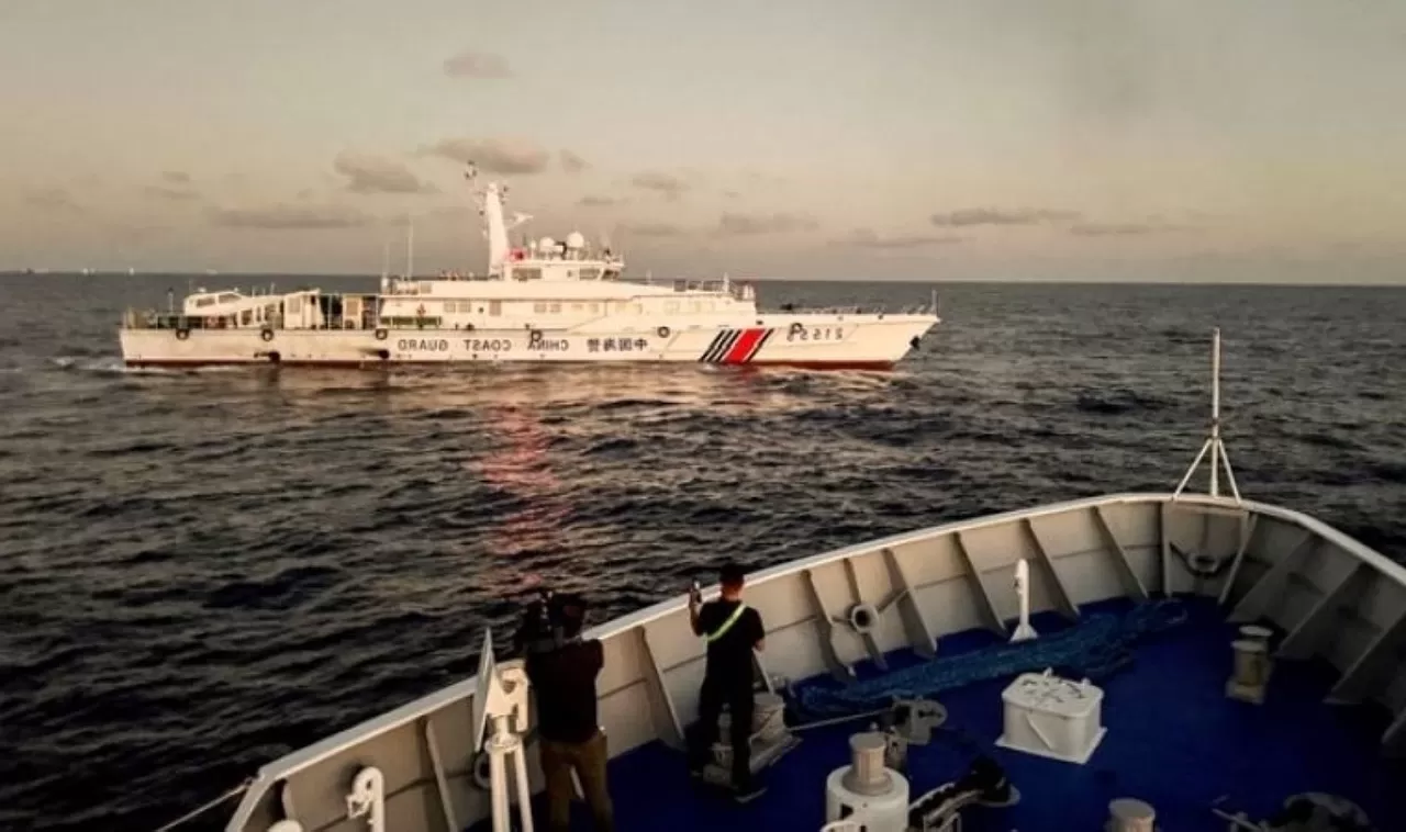 Çin ve Filipinler'e ait iki gemi çarpıştı: Gerilim Yükseliyor!