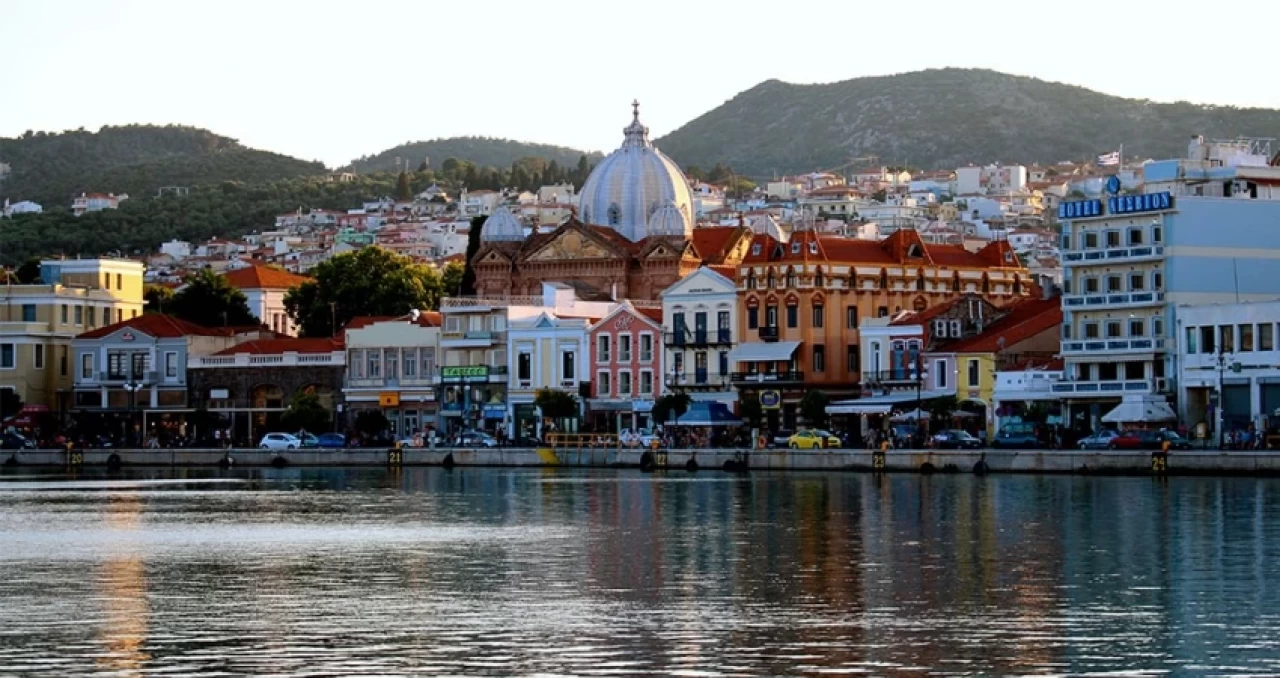 Ayvalık'ta 3 Günlük Tatil Sonrası Uzun Kuyruklar