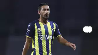 İrfan Can Kahveci Fenerbahçe Defterini Kapatıyor mu? Sürpriz Anlaşma ve Ayrılık İddiaları!