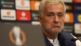 Fenerbahçe'ye Kötü Haber: Jose Mourinho Newcastle United'ı İstiyor!