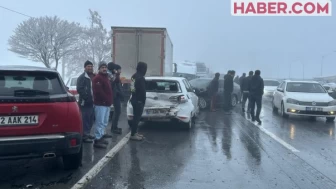 Bitlis'te 23 Araç Zincirleme Kazaya Karıştı: 1'i Ağır 31 Yaralı!