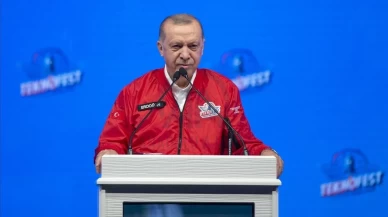 Cumhurbaşkanı Erdoğan'dan Teknofest'e Övgü: Gençlere İlham Veriyor