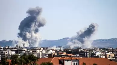 Hizbullah, İsrail'deki Deniz Üssünü Roketlerle Vurdu! Tel Aviv ve Hayfa Yanıyor