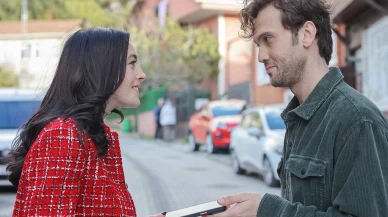 Melis Sezen'den Deha'daki Partneri Aras Bulut İynemli'ye Övgü Dolu Sözler: "Yanıyor"