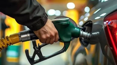 Benzine bu geceden itibaren 97 kuruş indirim geliyor