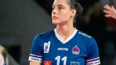 Ünlü Kadın Voleybolcu Evinde Ölü Halde Bulundu!