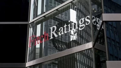 Fitch Ratings, Türkiye'nin kredi notunu 'B+'dan 'BB-'ye yükseltti