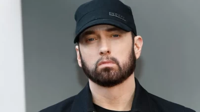 Eminem Dede Oluyor: Müjdeli Haberi Böyle Duyurdu