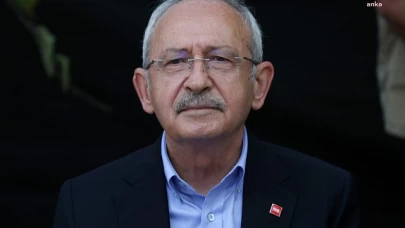 Kemal Kılıçdaroğlu Bugün Hakim Karşısına Çıkıyor: CHP'liler Ankara'da Destek için Toplandı