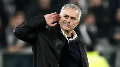 Jose Mourinho'dan Duyarlı Hareket: Eski Oyuncusu Edoardo Bove’yi Aradı