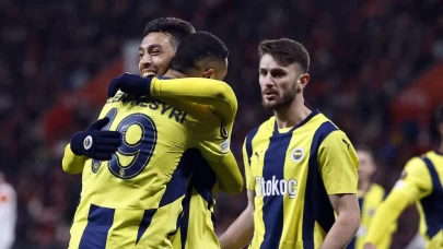 Galatasaray'ın Puan Kaybı, Fenerbahçe Hisselerine Yükseliş Getirdi