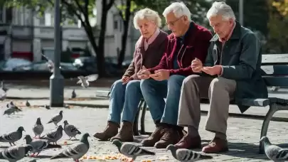 Devletten Yardım Alan Emeklilerin Vakıflarda Çalışmasına Yasak Geldi!