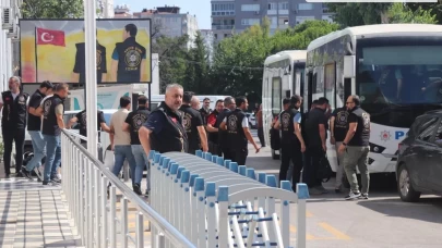 İzmir’deki Elektrik Akımı Olayında Gözaltına Alınan 27 Kişi Adliyeye Sevk Edildi