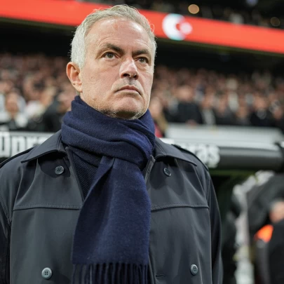 Fenerbahçe'den Jose Mourinho Açıklaması! Zor Bir Operasyon Geçirmişti