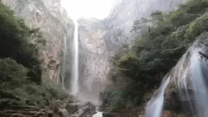 Çin'in Yuntai Dağı Şelalesi sahte olduğu ortaya çıktı!