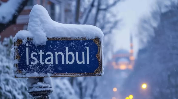 İstanbul'a Beklenen Kar Cuma Günü Geliyor! Meteoroloji O İller İçin Alarm Verdi