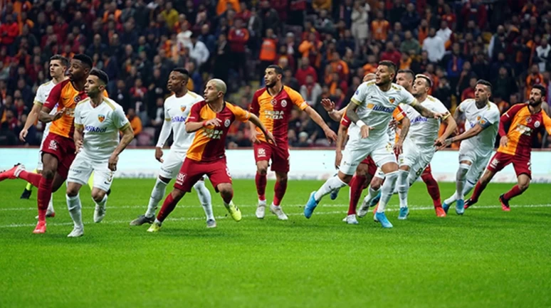 Kayserispor Galatasaray Maçı Ne Zaman? Kayserispor Galatasaray Maçı Hangi Kanalda? Kayserispor Galatasaray İlk 11'ler!