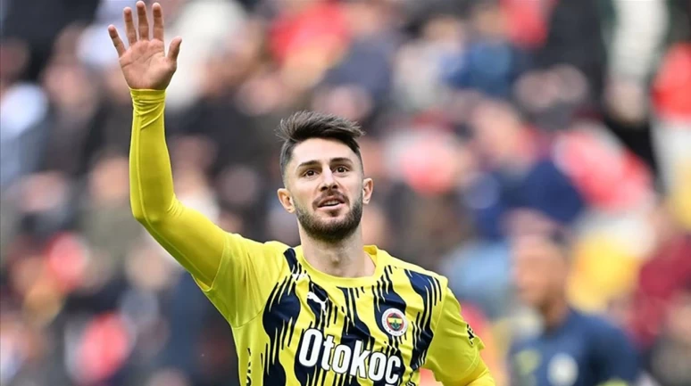 Fenerbahçe'de İsmail Yüksek Heyecanı! Avrupa Devinden Flaş Teklif