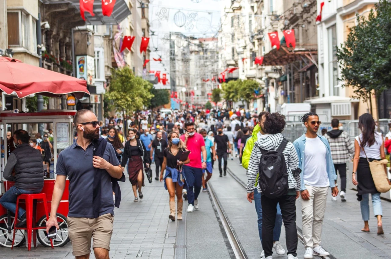 Türkiye'de İşsizlik Oranı Ağustos'ta Yüzde 8,5'e Geriledi