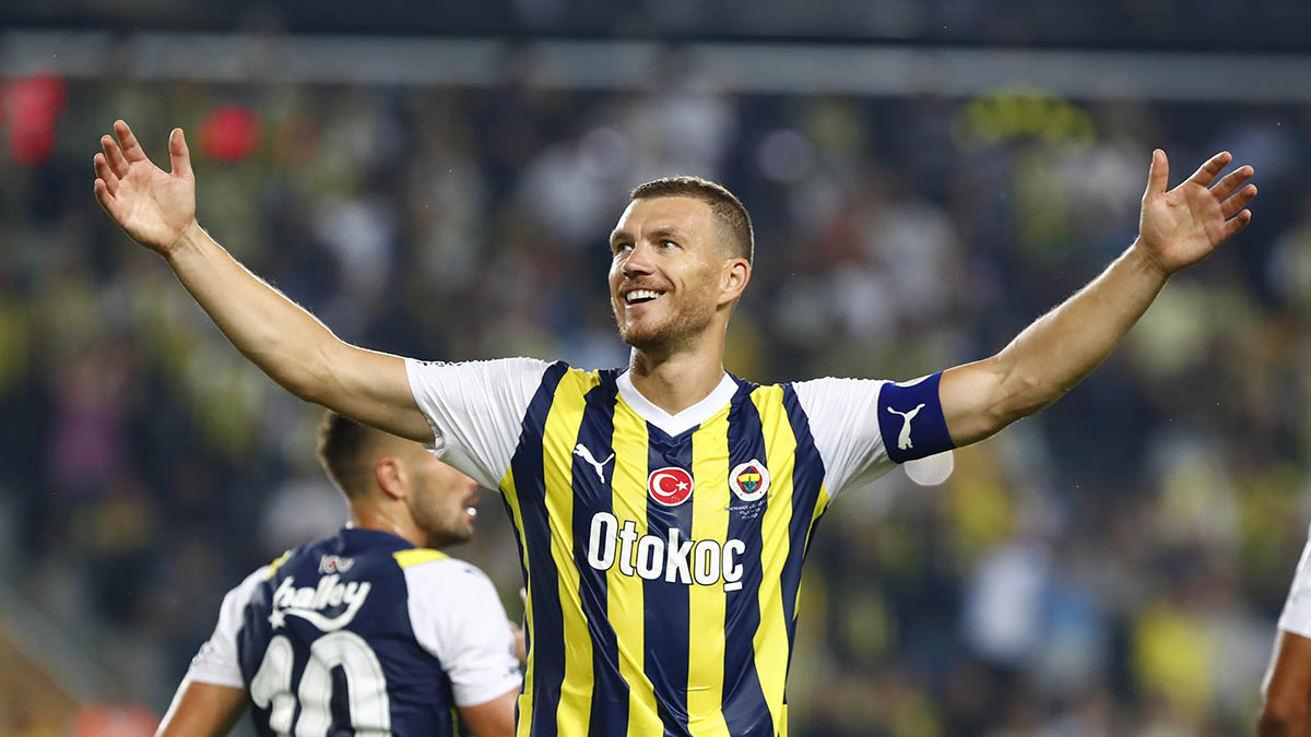 Golcü oyuncumuz Edin Dzeko, Milliyet'e röportaj verdi - Fenerbahçe Spor  Kulübü