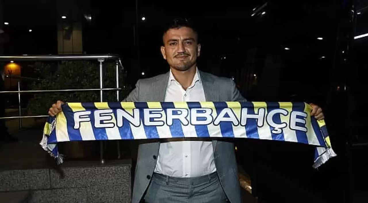 Fenerbahçe'de şok ayrılık! Milli yıldızın biletini kestiler - 1. Resim