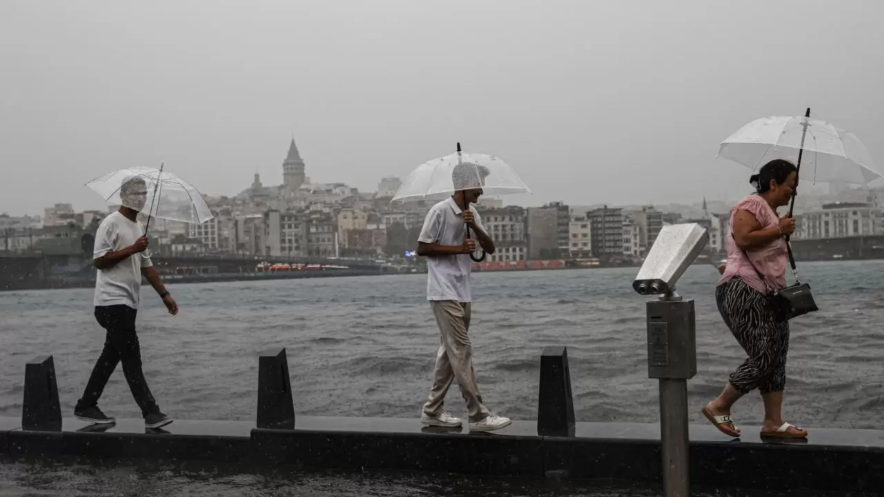 Meteoroloji tarih vererek uyardı! Türkiye 10 gün yağışlı havanın etkisinde kalacak - 2. Resim