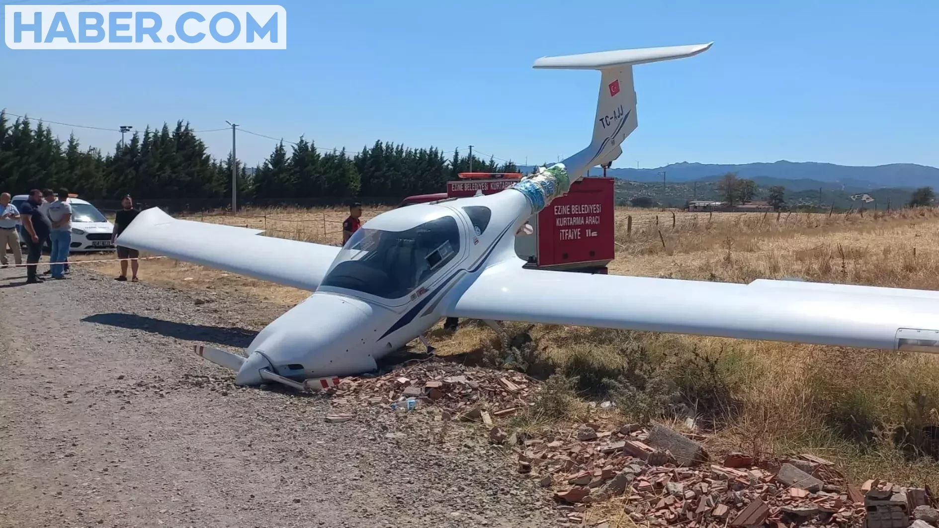 Çanakkale’de Eğitim Uçağı Acil İniş Yaptı: 2 Yaralı